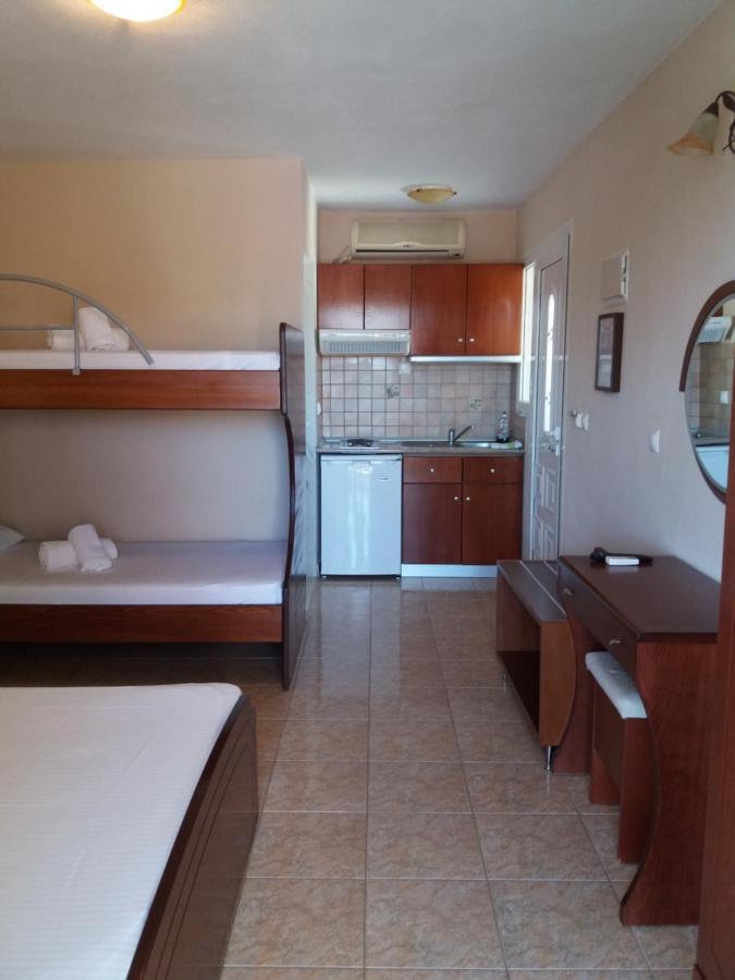 House Meltemi Apartment Kalamítsion Екстериор снимка